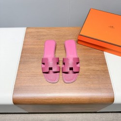 Hermes Slippers High Quality
Women 35-41
Men 39-45