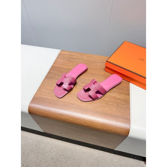 Hermes Slippers High Quality
Women 35-41
Men 39-45