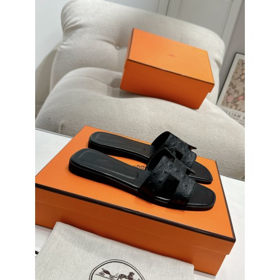 Hermes Slippers High Quality
Women 35-41
Men 39-45
