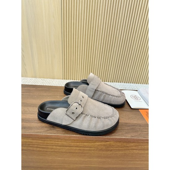 Hermes Slippers High Quality
Women 35-41
Men 39-45