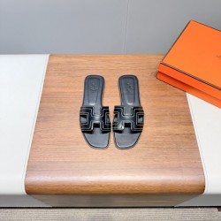 Hermes Slippers High Quality
Women 35-41
Men 39-45