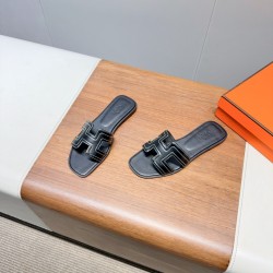 Hermes Slippers High Quality
Women 35-41
Men 39-45