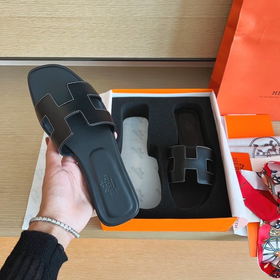 Hermes Slippers High Quality
Women 35-41
Men 39-45