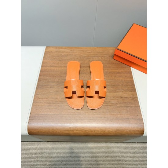 Hermes Slippers High Quality
Women 35-41
Men 39-45