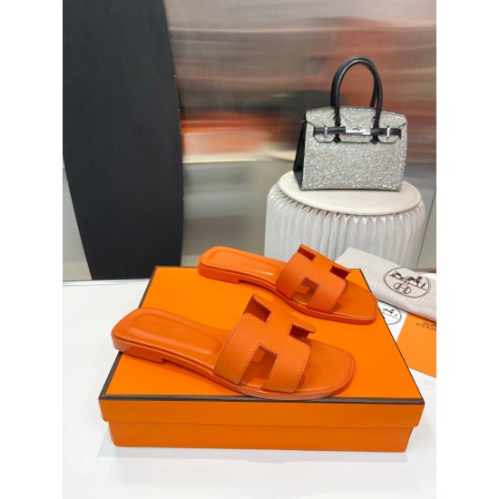 Hermes Slippers High Quality
Women 35-41
Men 39-45