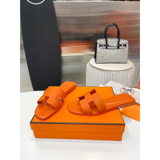 Hermes Slippers High Quality
Women 35-41
Men 39-45
