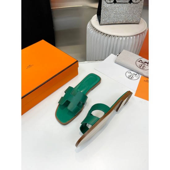 Hermes Slippers High Quality
Women 35-41
Men 39-45