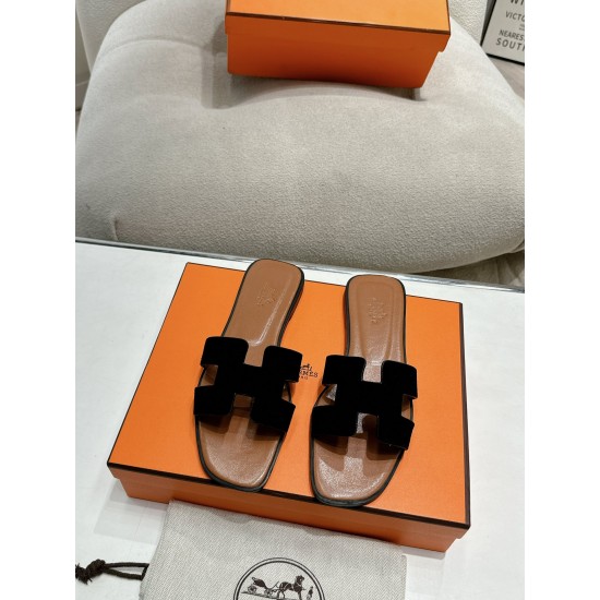 Hermes Slippers High Quality
Women 35-41
Men 39-45