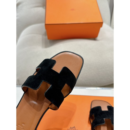 Hermes Slippers High Quality
Women 35-41
Men 39-45