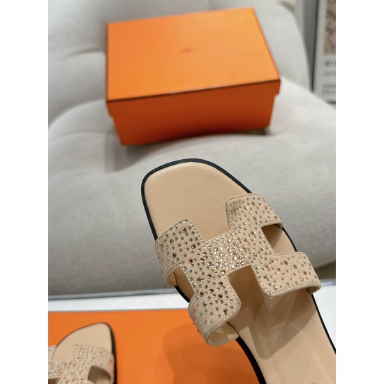 Hermes Slippers High Quality
Women 35-41
Men 39-45