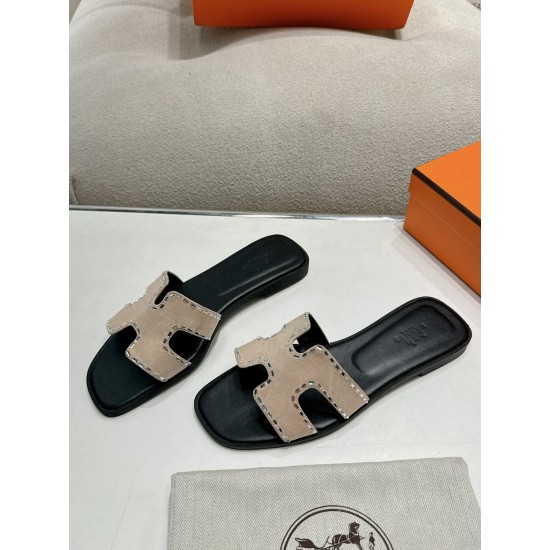 Hermes Slippers High Quality
Women 35-41
Men 39-45