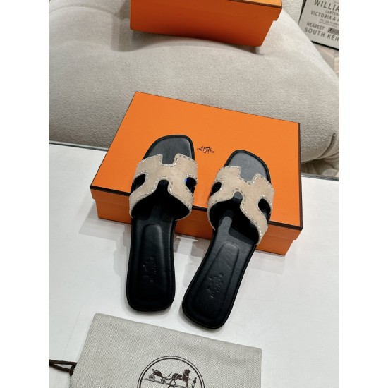 Hermes Slippers High Quality
Women 35-41
Men 39-45