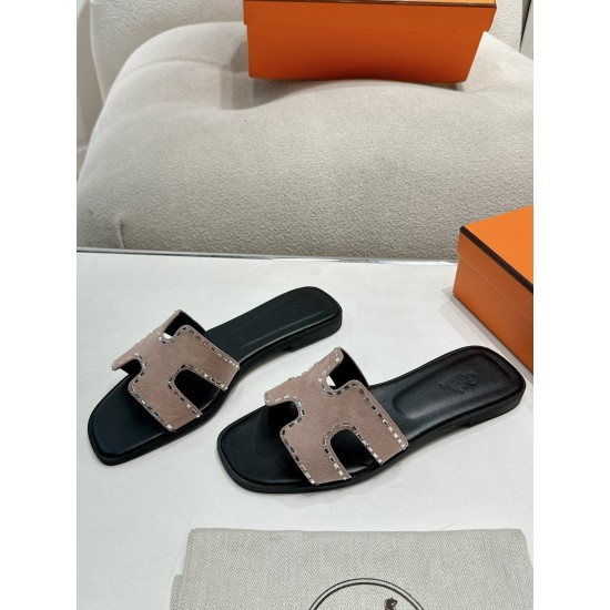 Hermes Slippers High Quality
Women 35-41
Men 39-45