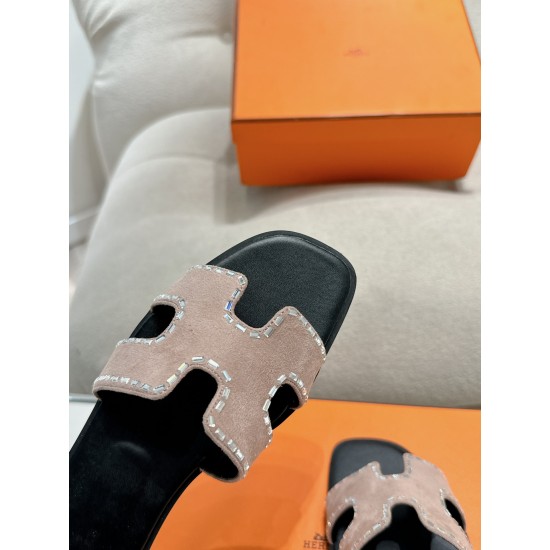 Hermes Slippers High Quality
Women 35-41
Men 39-45