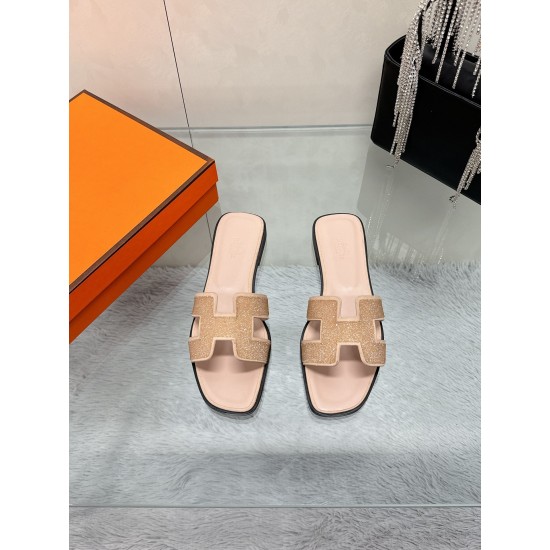 Hermes Slippers High Quality
Women 35-41
Men 39-45
