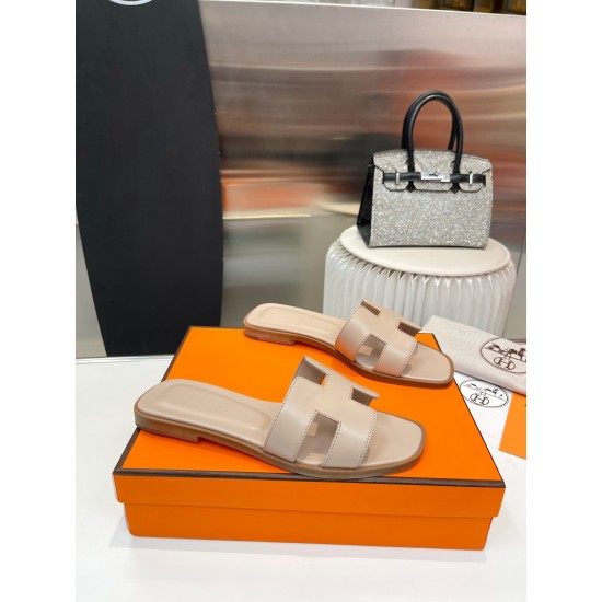 Hermes Slippers High Quality
Women 35-41
Men 39-45