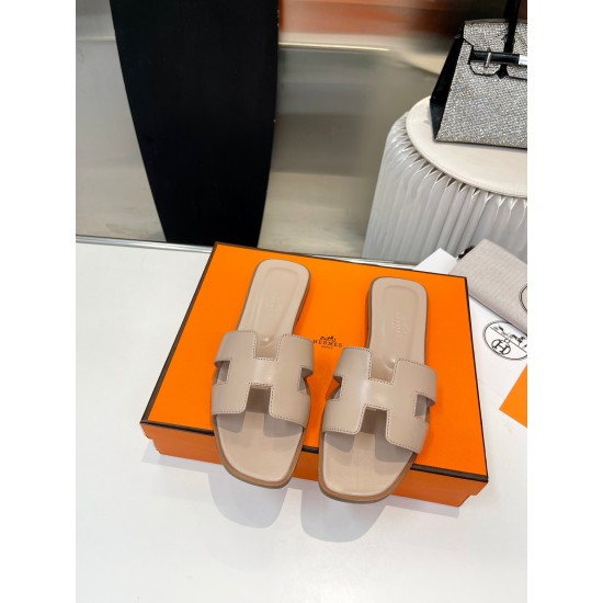 Hermes Slippers High Quality
Women 35-41
Men 39-45