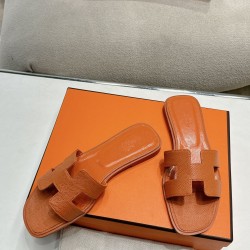 Hermes Slippers High Quality
Women 35-41
Men 39-45