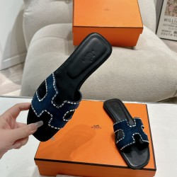 Hermes Slippers High Quality
Women 35-41
Men 39-45