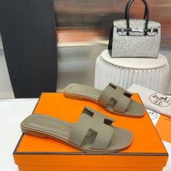 Hermes Slippers High Quality
Women 35-41
Men 39-45