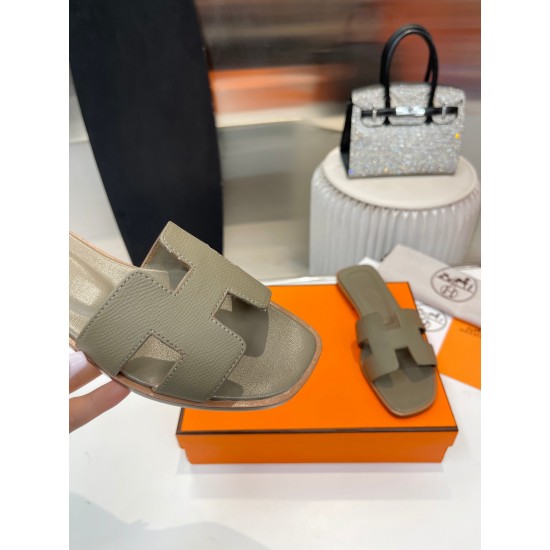 Hermes Slippers High Quality
Women 35-41
Men 39-45