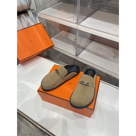 Hermes Slippers High Quality
Women 35-41
Men 39-45