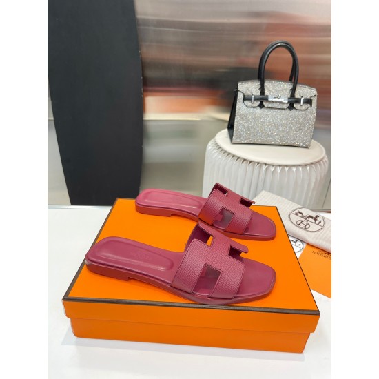 Hermes Slippers High Quality
Women 35-41
Men 39-45