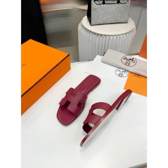 Hermes Slippers High Quality
Women 35-41
Men 39-45