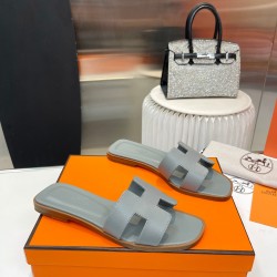 Hermes Slippers High Quality
Women 35-41
Men 39-45