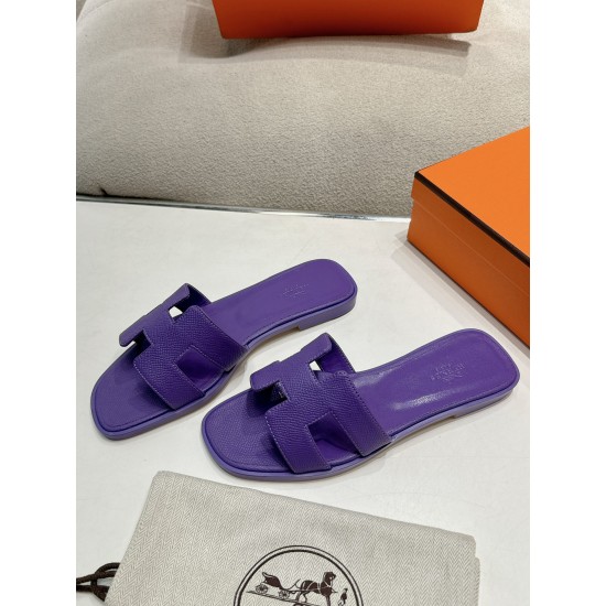 Hermes Slippers High Quality
Women 35-41
Men 39-45