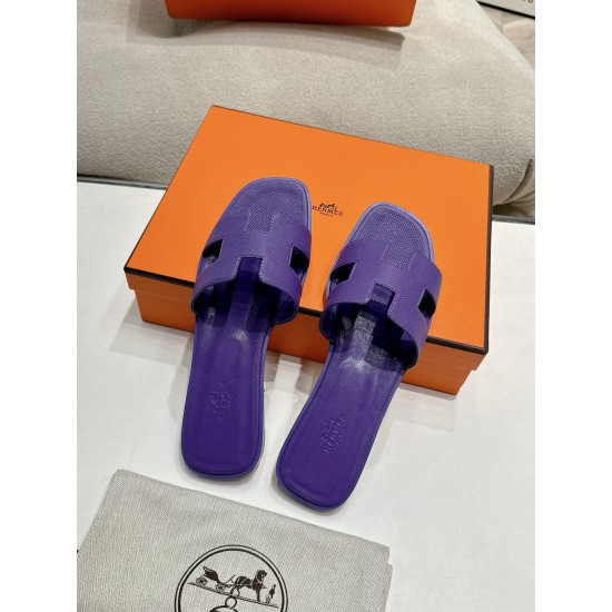 Hermes Slippers High Quality
Women 35-41
Men 39-45