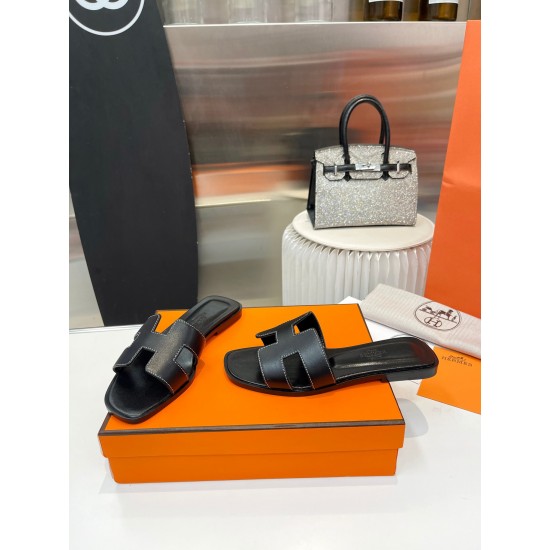Hermes Slippers High Quality
Women 35-41
Men 39-45
