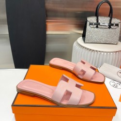 Hermes Slippers High Quality
Women 35-41
Men 39-45