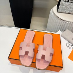 Hermes Slippers High Quality
Women 35-41
Men 39-45