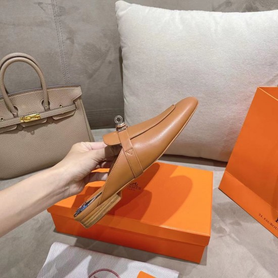 Hermes Slippers High Quality
Women 35-41
Men 39-45