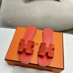 Hermes Slippers High Quality
Women 35-41
Men 39-45