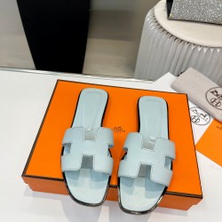 Hermes Slippers High Quality
Women 35-41
Men 39-45