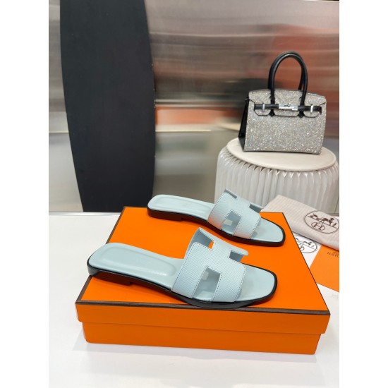Hermes Slippers High Quality
Women 35-41
Men 39-45