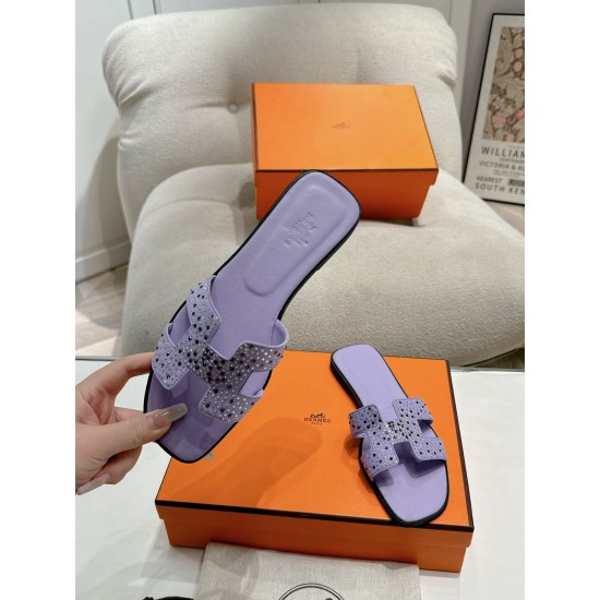 Hermes Slippers High Quality
Women 35-41
Men 39-45