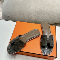 Hermes Slippers High Quality
Women 35-41
Men 39-45