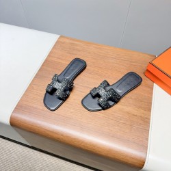 Hermes Slippers High Quality
Women 35-41
Men 39-45