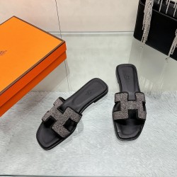 Hermes Slippers High Quality
Women 35-41
Men 39-45