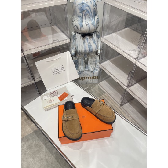 Hermes Slippers High Quality
Women 35-41
Men 39-45