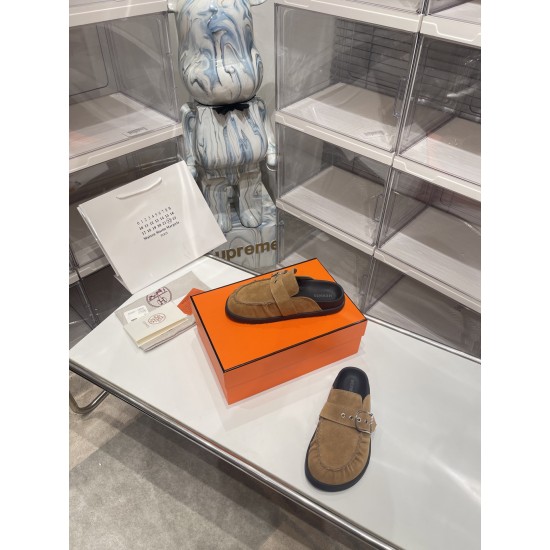 Hermes Slippers High Quality
Women 35-41
Men 39-45