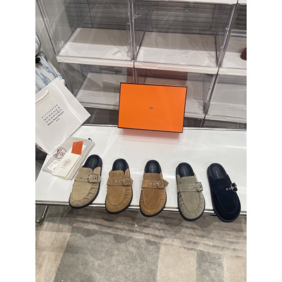 Hermes Slippers High Quality
Women 35-41
Men 39-45