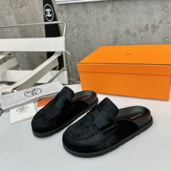 Hermes Slippers High Quality
Women 35-41
Men 39-45