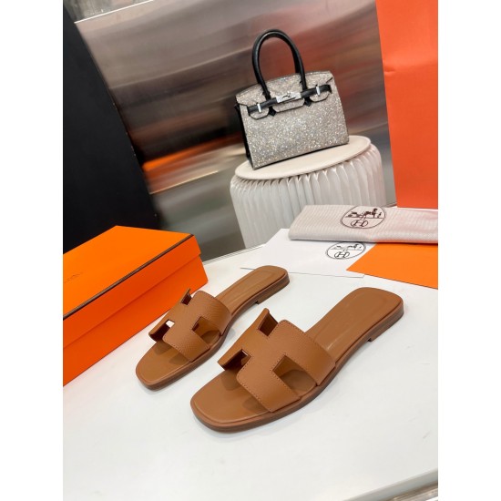 Hermes Slippers High Quality
Women 35-41
Men 39-45