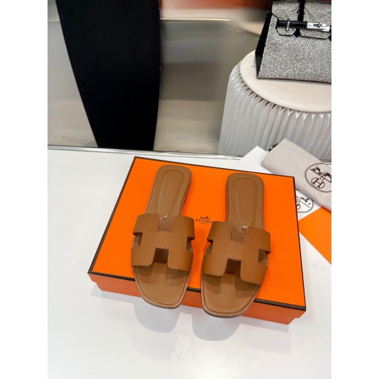 Hermes Slippers High Quality
Women 35-41
Men 39-45