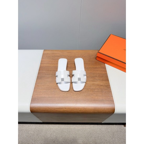 Hermes Slippers High Quality
Women 35-41
Men 39-45