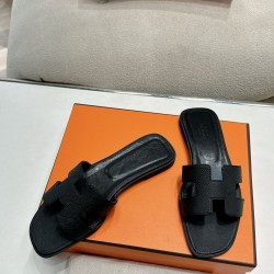 Hermes Slippers High Quality
Women 35-41
Men 39-45